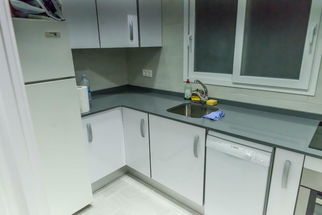 Apartamento Cerca De La Playa Y El Centro บาเลนเซีย ภายนอก รูปภาพ