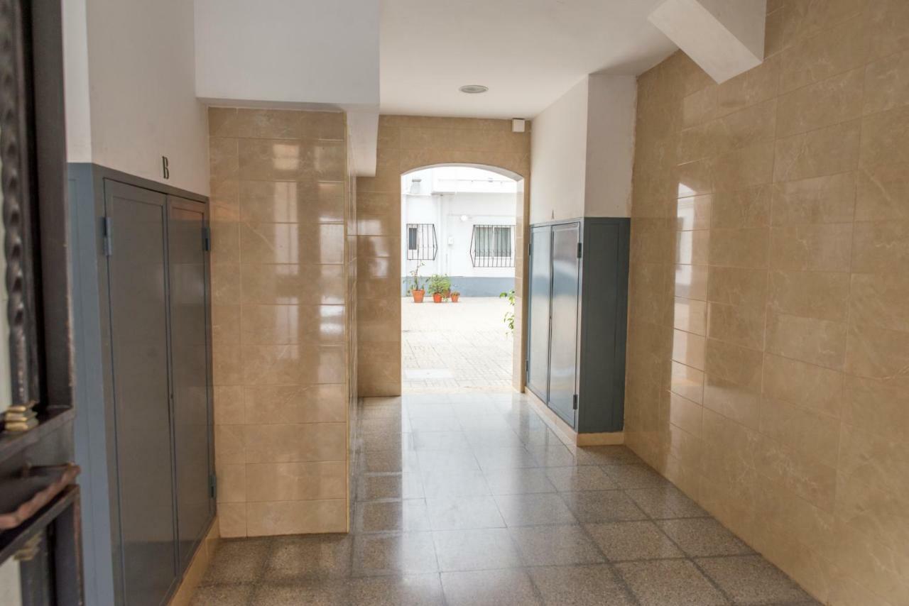 Apartamento Cerca De La Playa Y El Centro บาเลนเซีย ภายนอก รูปภาพ